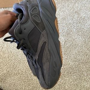 Yeezy utility 700 black